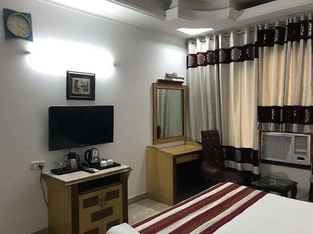 Tjs Royal Hotel Delhi  3*, Delhi (National Capital Territory of India) Indien