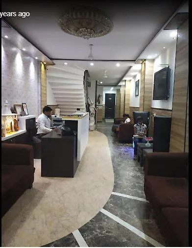 Tjs Royal Hotel Delhi  Indien