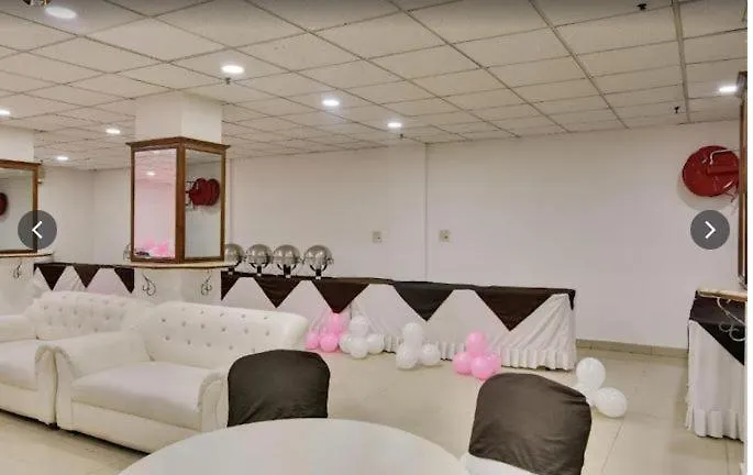 Tjs Royal Hotel Delhi  3*, Delhi (National Capital Territory of India)